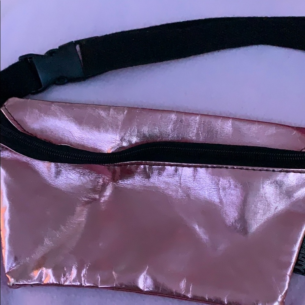 Metallic pink fanny pack